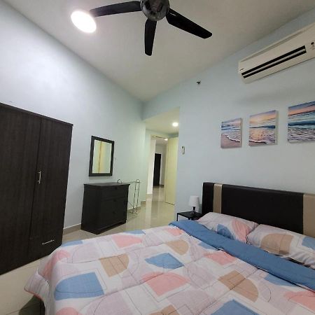 Homestay D'Univ 360 Place Seri Kembangan Kültér fotó