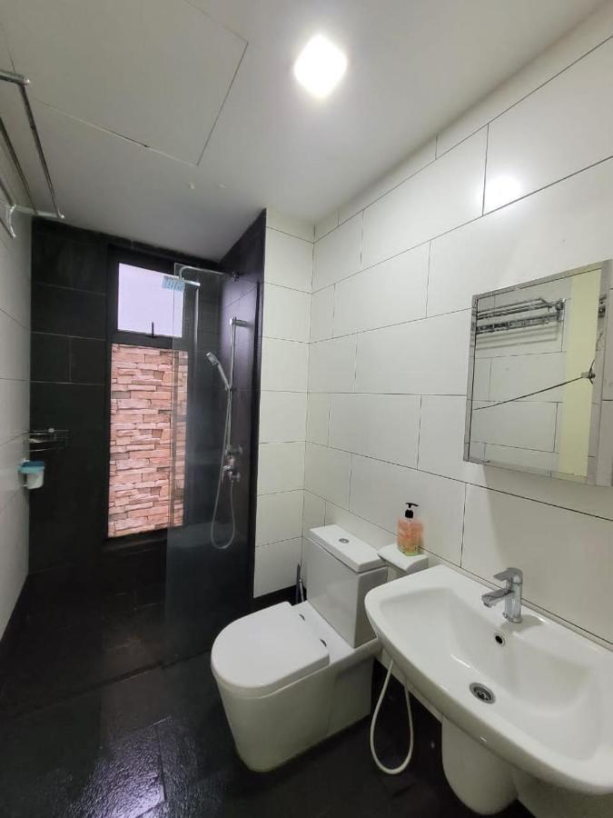 Homestay D'Univ 360 Place Seri Kembangan Kültér fotó